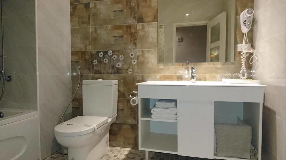 Boston Hotel Jiayi Zewnętrze zdjęcie